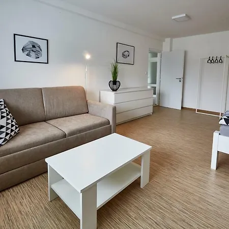 Apartman Kokonin アパート *
